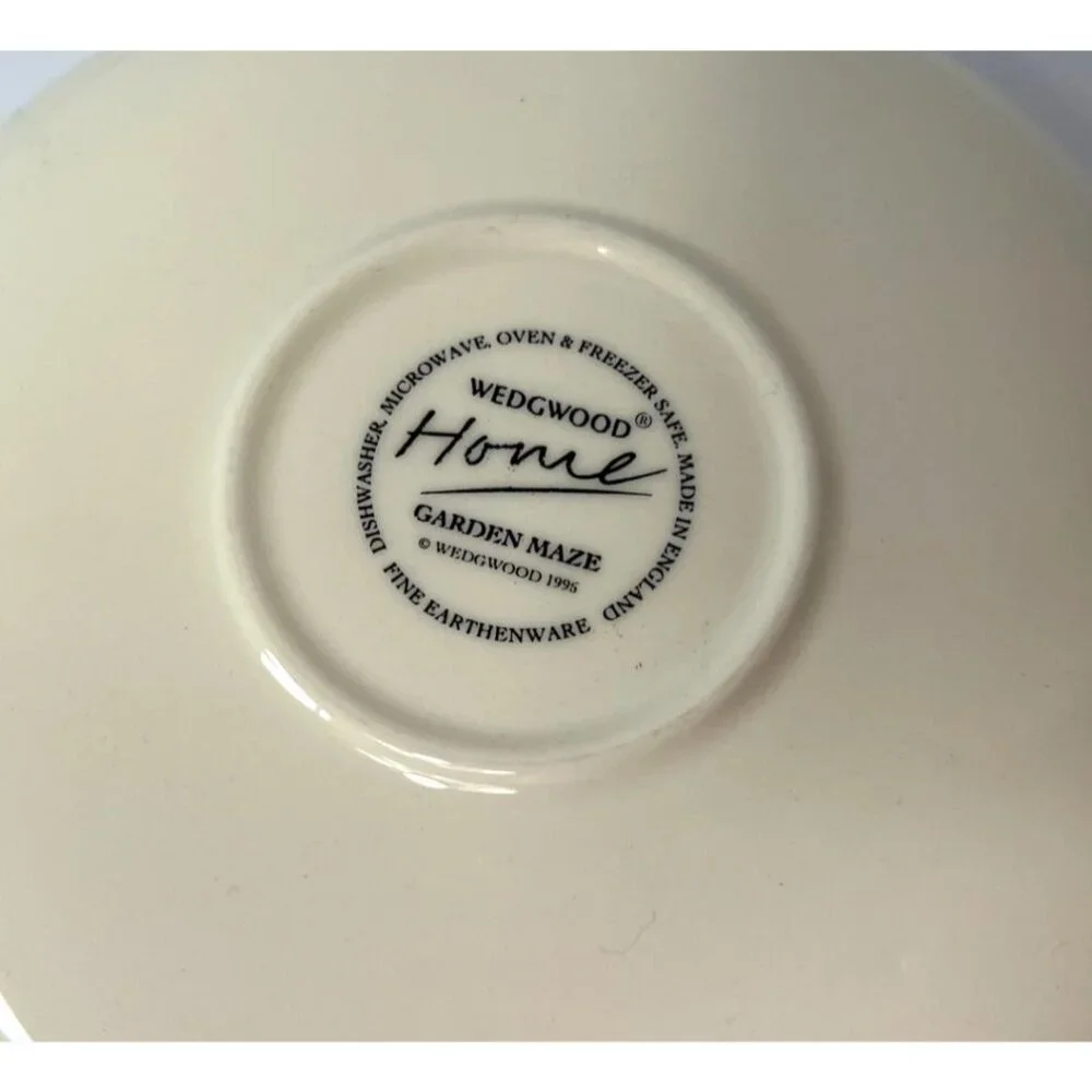 Vintage Wedgwood Home Garden Maze Set Of 2 Cups & Saucers Floral Design
